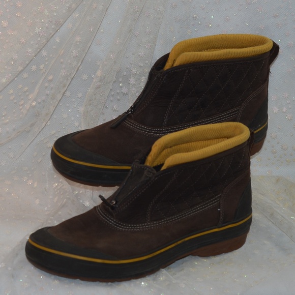 Clarks Muckers Leather Booties SZ 10M NWOT #B-157 - Picture 2 of 7